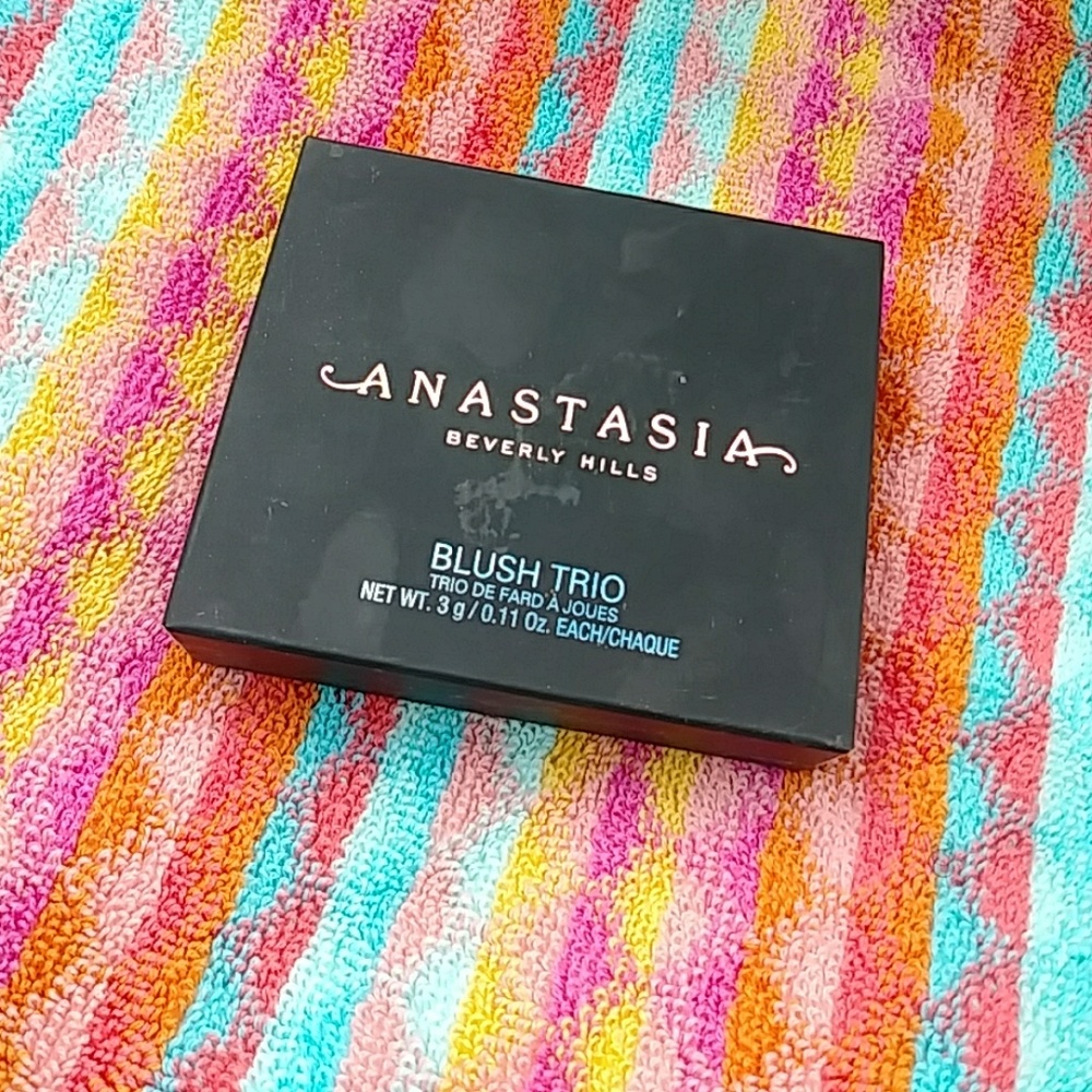 Abh blush trio